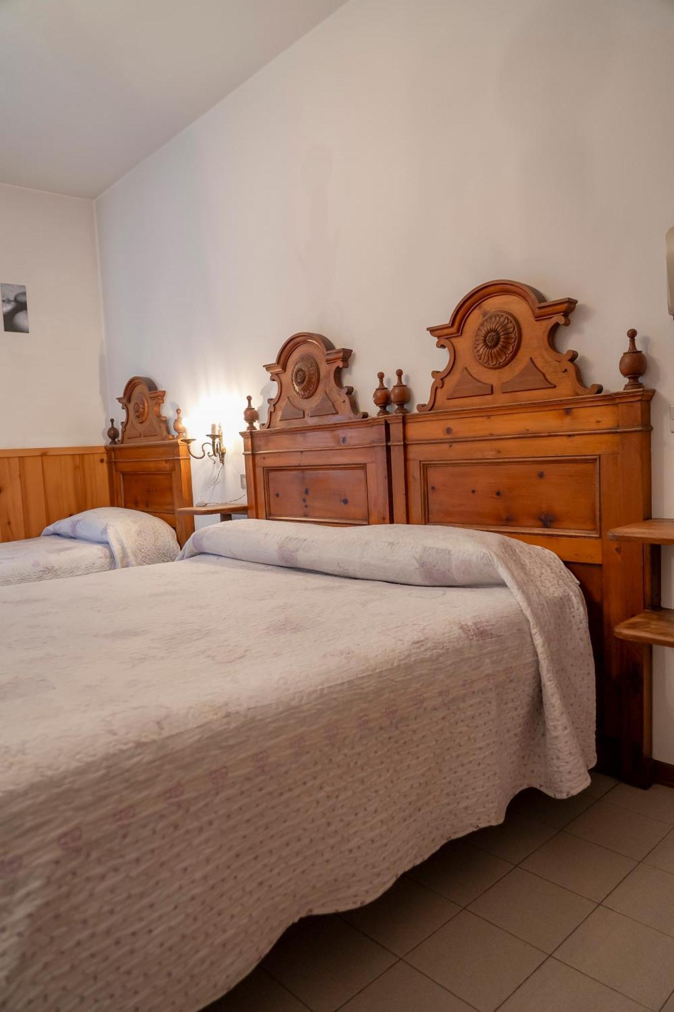 Camere Vecchio Borgo ボルミオ エクステリア 写真